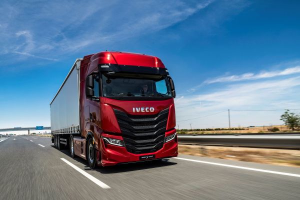 IVECO mit dem S-WAY – und Testfahrten | Truck News Schweiz
