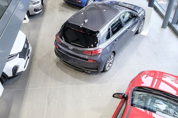 Garagisten Ausstellungen: auf die Quadratmeter kommt es an