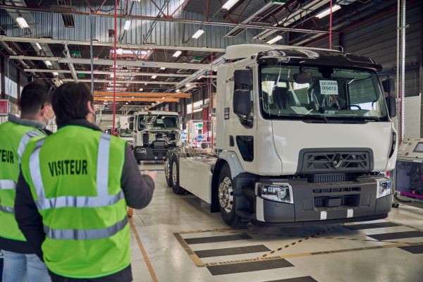 Renault News: 1'000 Elektro-Lkw in Blainville-sur-Orne hergestellt